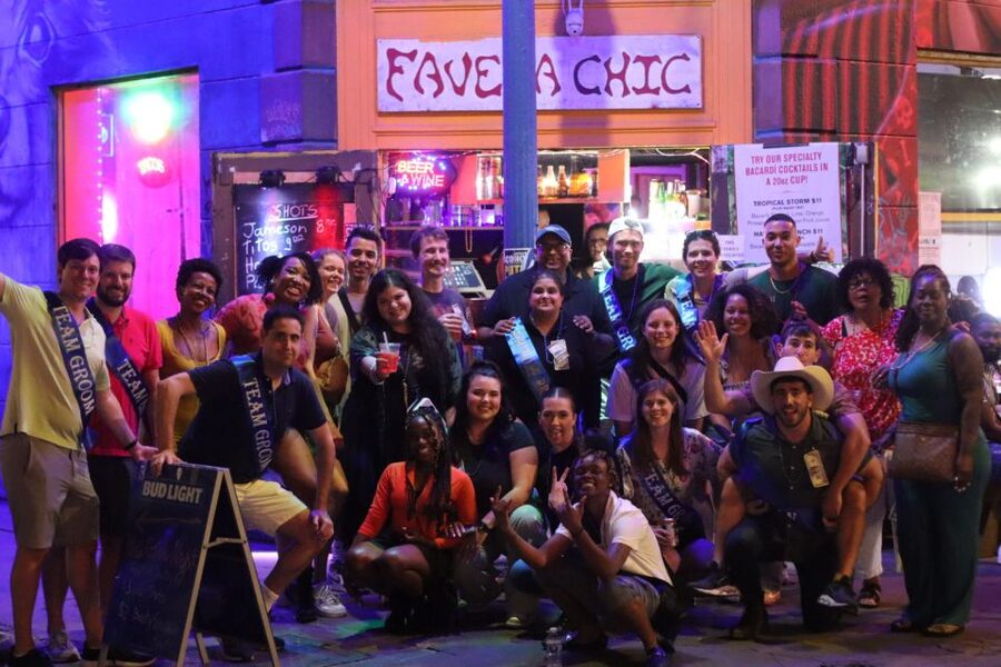 New Orleans: Ghost and Haunted Pub Crawl Tour with Free Shot - Heat, walking, and practical comfort