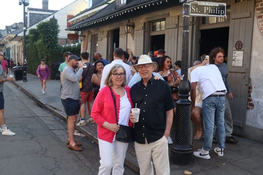 New Orleans: Ghost and Haunted Pub Crawl Tour with Free Shot - The Andrew Jackson Hotel and Old Ursuline Convent