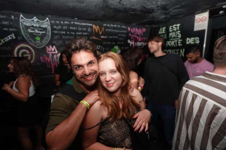 New Year’s Eve Party: Pub Crawl Nice with VIP Entry in Club - Why this New Year’s Eve plan works in Nice