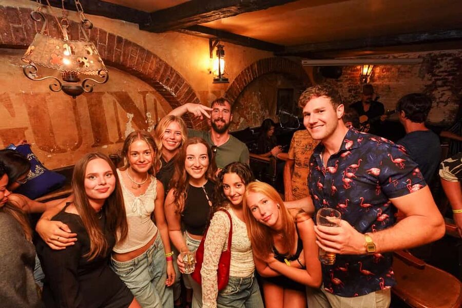 New Year’s Eve Party: Pub Crawl Nice with VIP Entry in Club - Four bars, four chances to find your party rhythm
