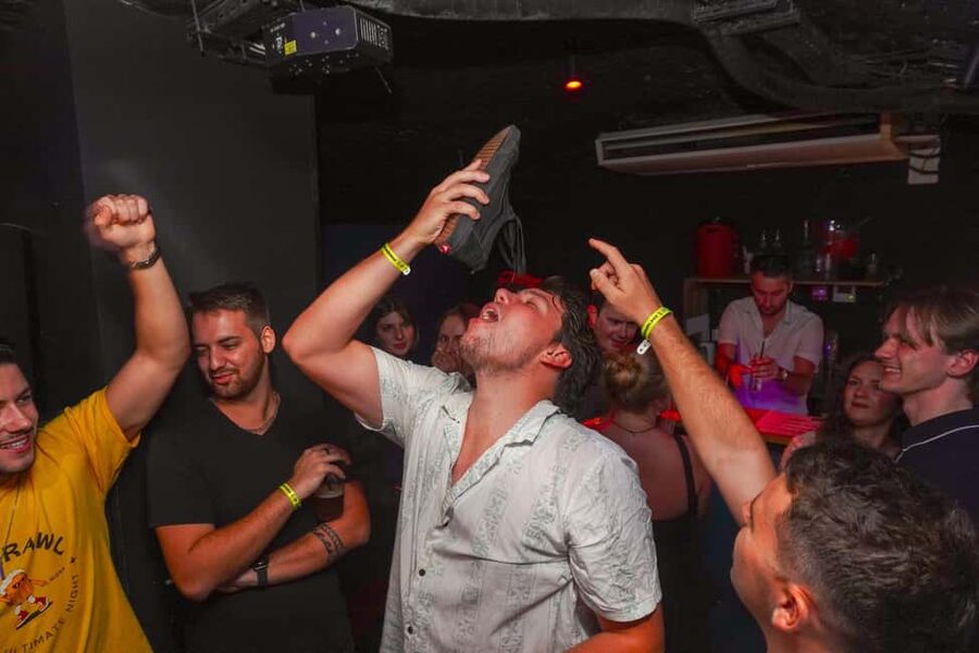 New Year’s Eve Party: Pub Crawl Nice with VIP Entry in Club - Practical tips for a smoother night