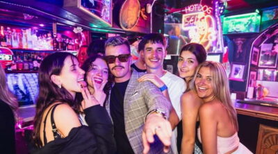 Nice: Bar/Pub Crawl with Free Shots and VIP Entry