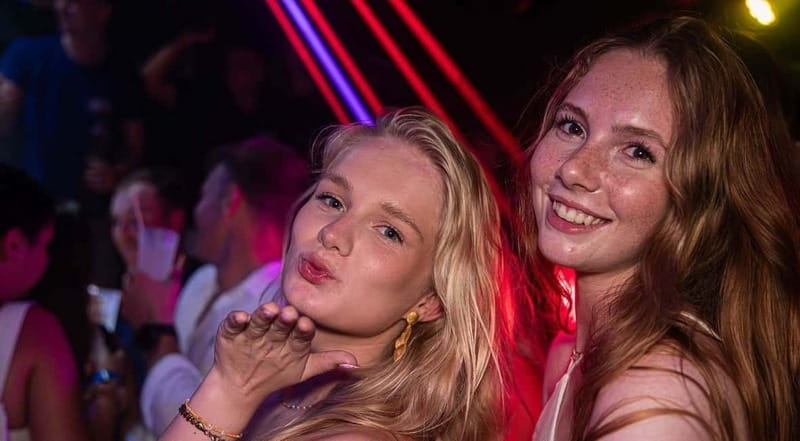 Nice: Bar/Pub Crawl with Free Shots and VIP Entry - What the four-venue format feels like in practice