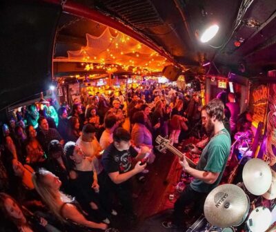 NYC Pub Crawl Experience
