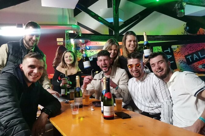 NYE Pub Crawl + VIP Club Entry - Starting New Year’s Eve in Praça Luís de Camões