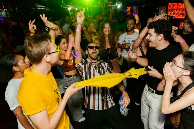 NYE Pub Crawl + VIP Club Entry - First drinks, drinking games, and the limits of the open bar