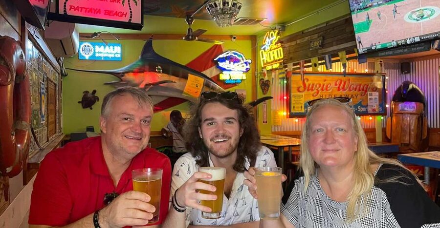 Oahu: Sips & Secrets of Hawaii Pub Crawl - Why the guide matters more than the bar list