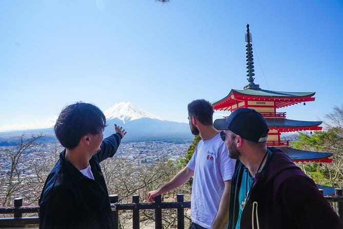 Onsen Spa in Tokyo and Asakusa Bar Hopping with Local Guide - Tattoos, clothing, and practical onsen concerns