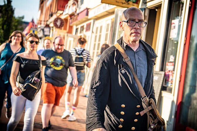 Original Fells Point Haunted Pub Tour by Baltimore Ghost Tours - Why Fells Point makes a good ghost-tour setting