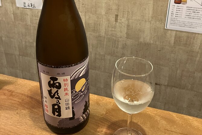 Osaka Authentic Local Izakaya Hopping Experience: Food & Drinks - Group size, walking, and practical details