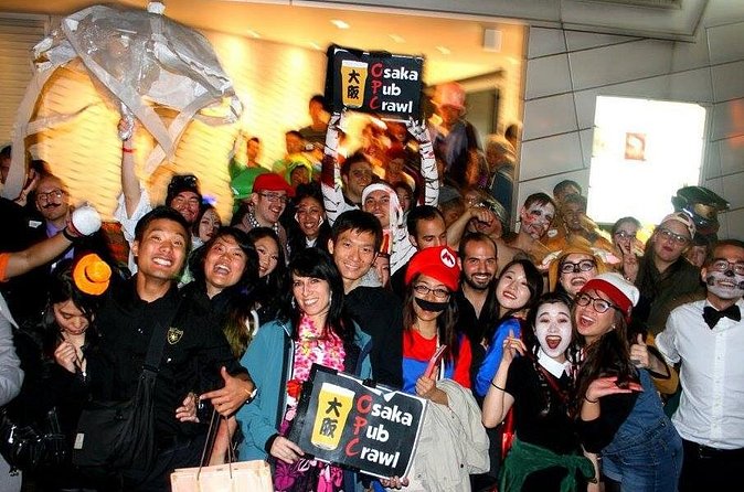 Osaka Pub Crawl and Nightlife Tour - Finishing in a nightclub