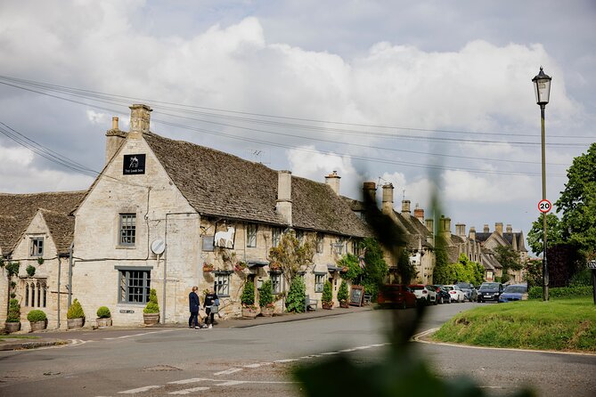 Oxford and Cotswolds Tour with Country Pub Lunch from London - Key points at a glance