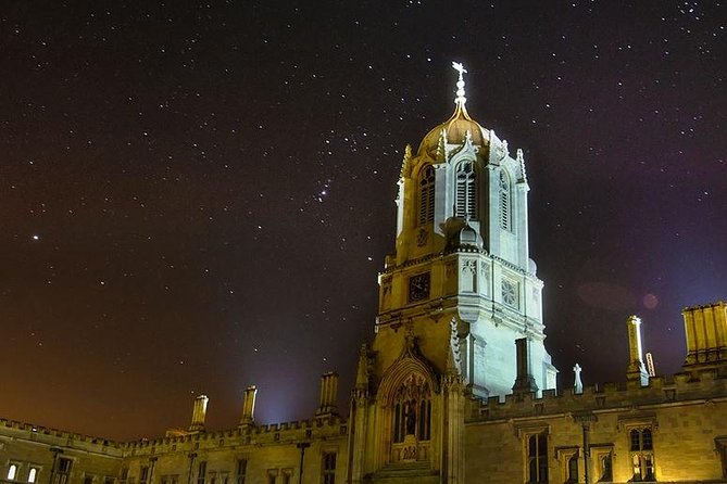 Oxford PRIVATE Pub and City Evening Walking Tour - What to expect at the pubs