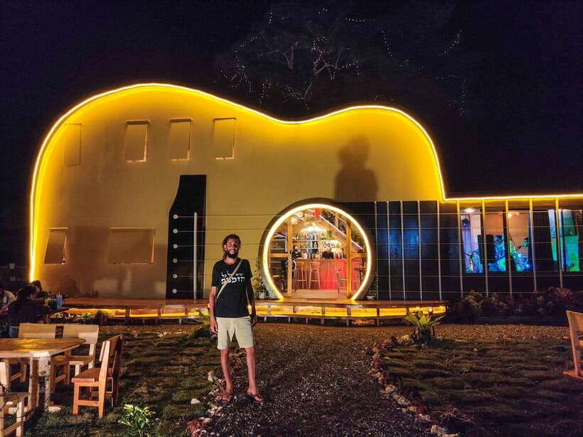 Panglao Bohol Island: Alona Beach Pub Crawl with Drinks - Should you book the Alona Beach pub crawl?