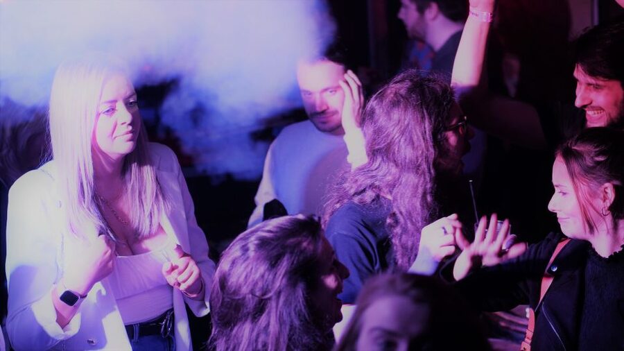 Paris: Latin Quarter Guided Pub Crawl to Bars and Clubs - Should you book this Latin Quarter pub crawl?