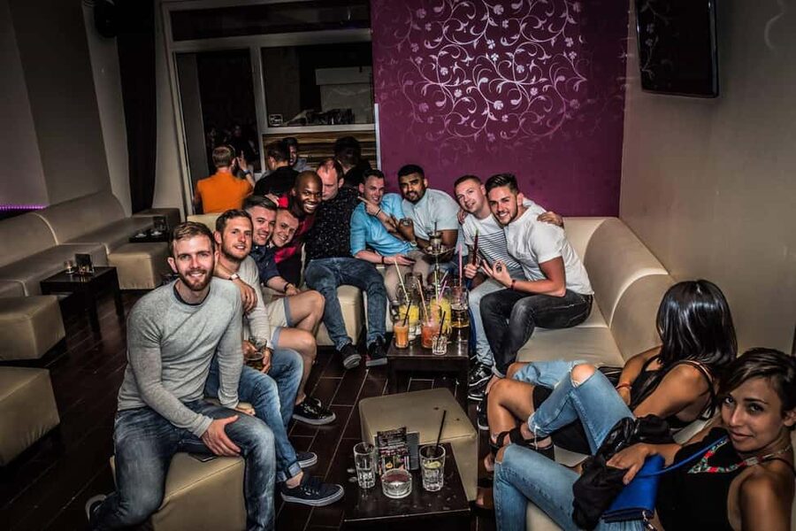Paris: Pub Crawl with Shots and Nightclub Entry - Booking flexibility and practical details