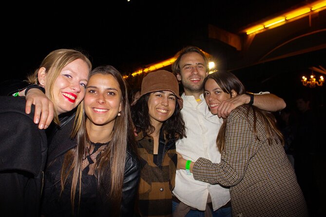 Paris: The Original Pub Crawl + Free Shots + VIP Club Entry - Timing, transport, and practical planning