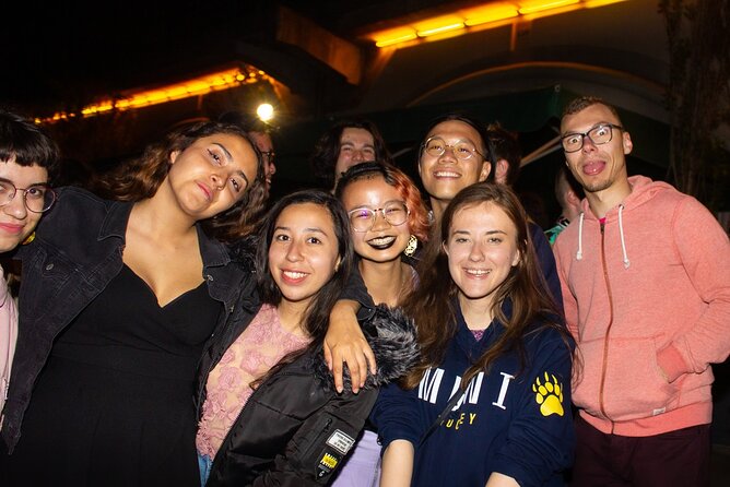 Paris: The Original Pub Crawl + Free Shots + VIP Club Entry - The first bars: local flavor, with some uncertainty