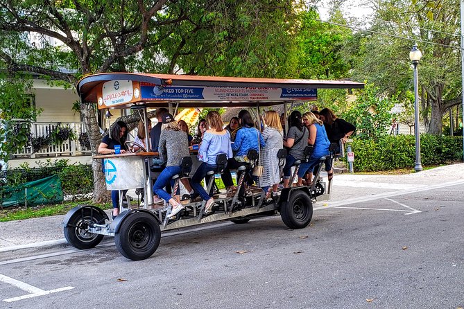 Pedibus Pub Crawl in Fort Lauderdale - Las Olas brings the nightlife
