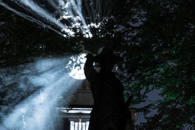 Philly Ghosts Boos and Booze Haunted Pub Crawl - Independence Hall after dark