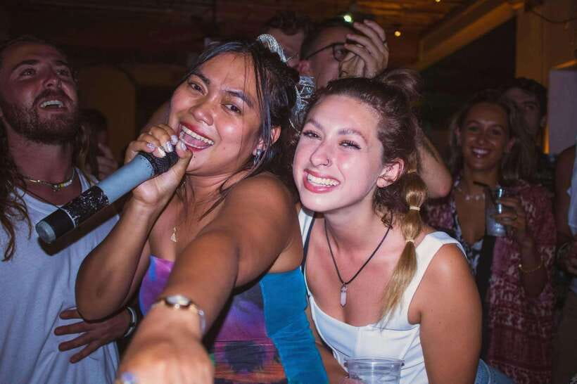 Phnom Penh Pub Crawl with Free Mad Monkey Singlet - Who should book this Phnom Penh pub crawl?