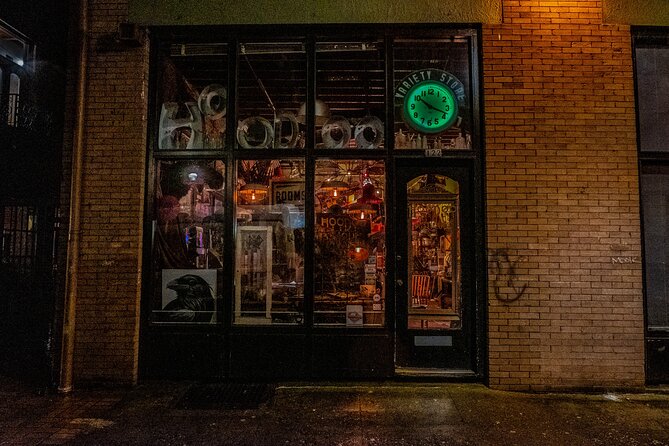 Portland: Ghosts Boos and Booze Haunted Pub Crawl - What the stories cover
