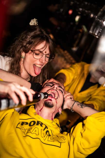 Porto: 4 Bar Pub Crawl, 7 Drinks, & Skip-the-Line Club Entry - Largo de Alberto Pimentel: the social heart of the crawl