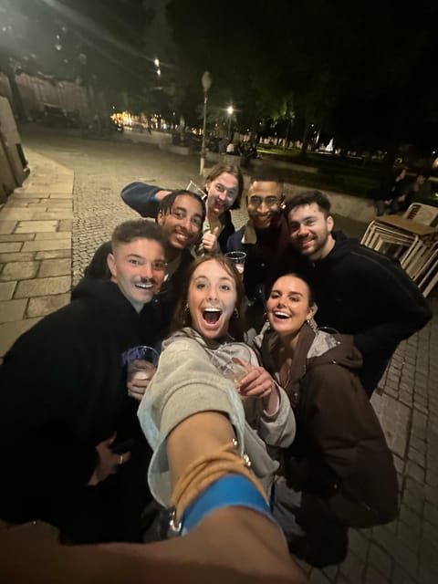 Porto Pubtravelers: Come crawl all the pubs in Porto! - Starting at 10:30 PM in Ribeira