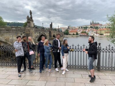 Prague: Historic Pubs Tour with Drinks