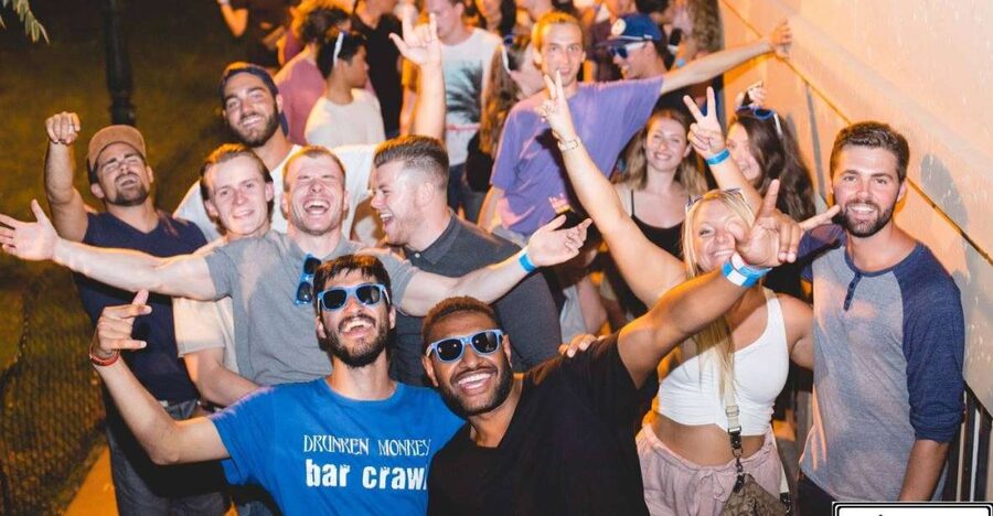 Prague: Pub Crawl with Unlimited Drinks, Bars & Club Entry - A second bar with dance shows
