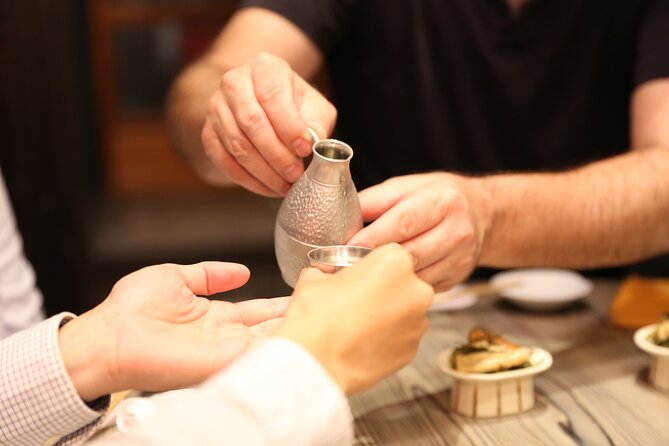 Private Food & Sake Tour in Central Kyoto with Sake Sommelier - First stop: a machiya izakaya in Kyoto