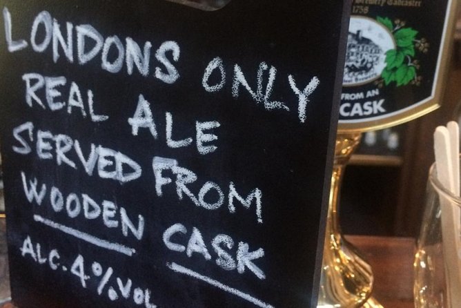 Private Group: Historical Pub Walking Tour of London - Writers, churches, and the wedding-cake story