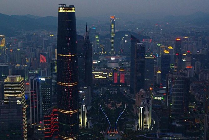Private Guangzhou Night Tour with Canton Tower and Bar Hopping - What The Private Guide Adds