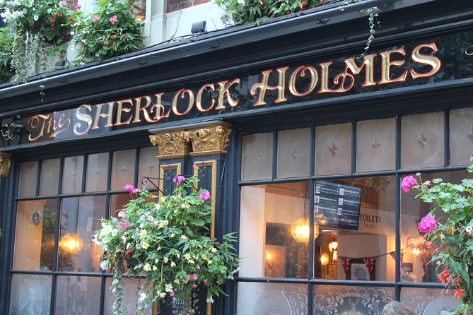 Private Pub Tour of Central London - Sherlock Holmes and a detective who never lived