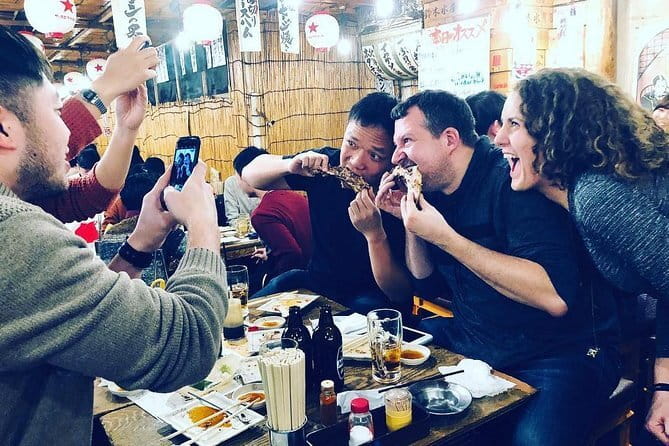 [Private]Shinjuku Golden Gai Bar Hopping w/ Japanese Local Guide - Who should book this evening