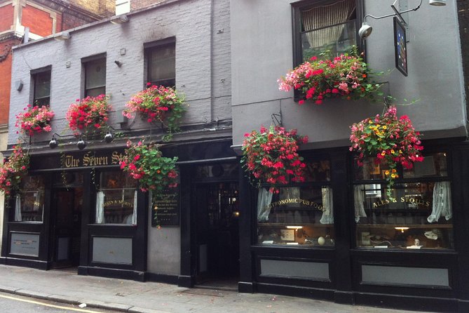 Private Tour of London's Historic Pubs - Four pubs, four different pieces of London