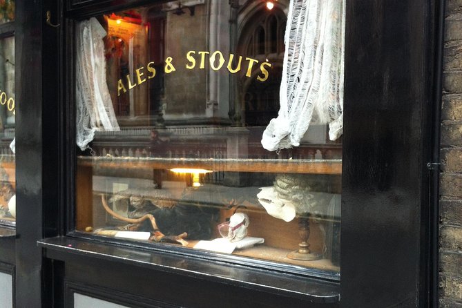 Private Tour of London's Historic Pubs - What Jane adds to the afternoon