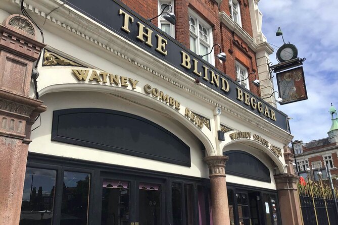 Private tour of Whitechapel and East End Pubs - Why this private Whitechapel walk feels different