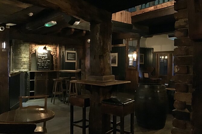 Private tour of Whitechapel and East End Pubs - Finishing at Dirty Dicks near Liverpool Street
