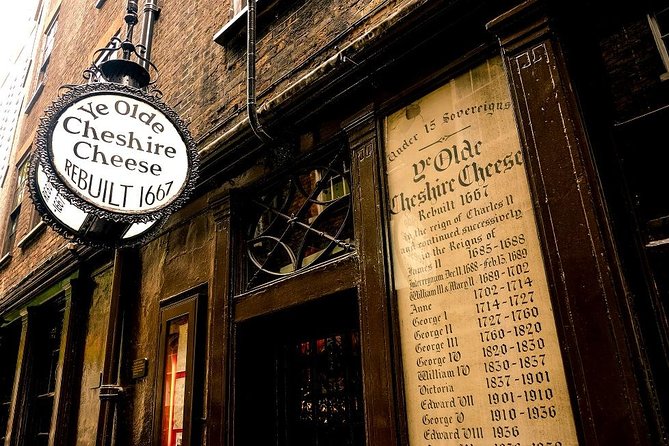 Private Walking Tour: Historic and Hidden Pubs of London - The Mayflower: sailors, stamps, and the 1620 voyage