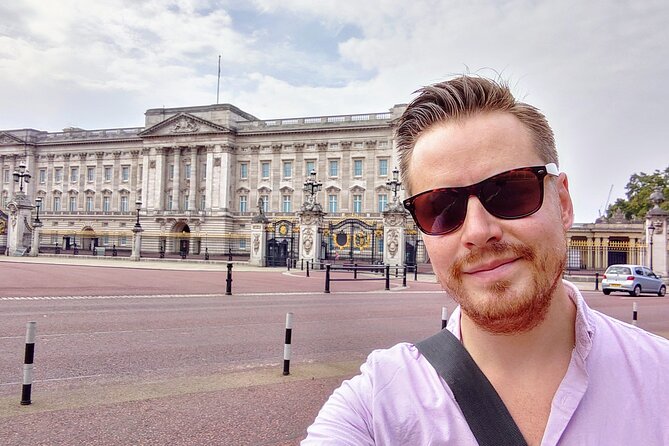Private Walking Tour: Historic and Hidden Pubs of London - Timing, meeting point, and the practical details