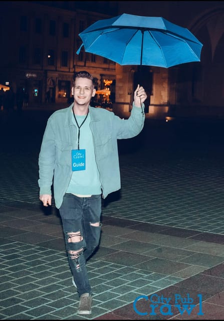 Pub Crawl - 1-hour Open Bar then Vip to 5 Clubs - Krakow - Reaching the final club around 3 AM