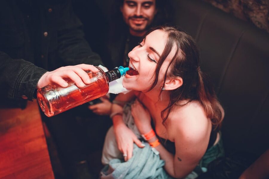 Pub Crawl 1hr Unlimited Beer + Vodka then Clubs in Katowice - Reaching the Final Club
