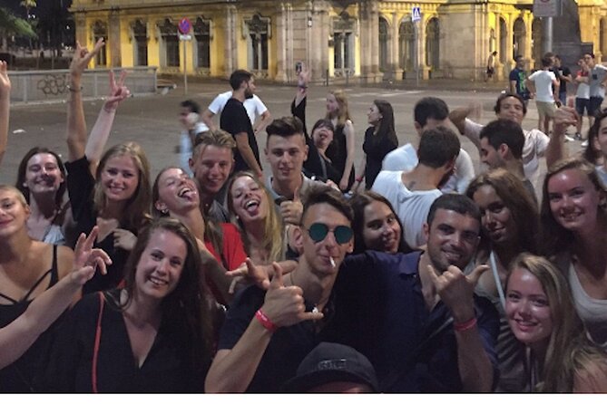 Pub Crawl Barcelona: 4 nightclubs + shots + skip-the-line entry - The club entry and the late-night finish