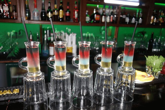 Pub Crawl Dubai: Private, Birthdays & Corporate Events - Stop three: JLT for a more polished party feel