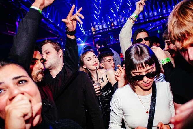 PUB CRAWL IN PRAGUE | Admission Ticket - Timing, stamina, and the two-to-eight-hour range