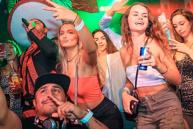 Pub Crawl Madrid by Mad Party Crew - Who will enjoy this Madrid night out