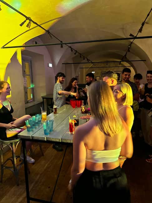 Pub Crawl Nice: Free Shots,Best Bar, Secret Surprise with us - Starting the night with games and free shots