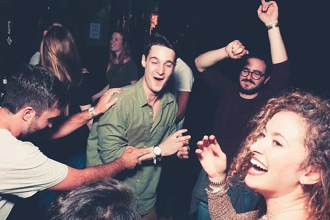Pub Crawl Tour in Valencia - What the guides add to the night