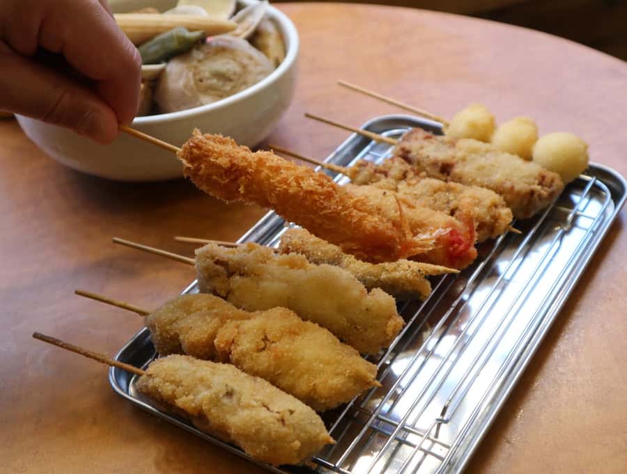 Retro Yokohama Bar Hopping 101 Tour in Noge_3hrs - Who Will Enjoy This Evening Most?